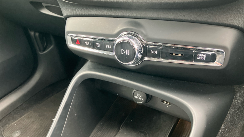 Volvo Xc40 2.0 D4 [190] Inscription 5dr AWD Geartronic Diesel Estate